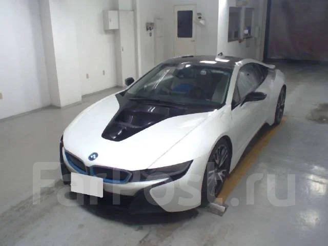 BMW i8. ��������, 4wd, 1.5, ������, 25 000����. ��, �/�. ��� ����� �� ������������ ����