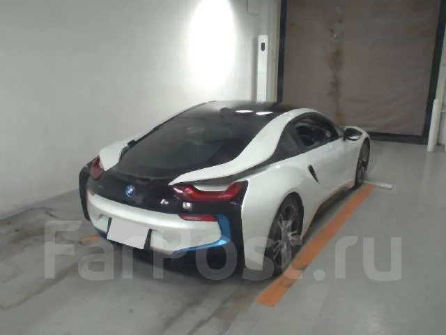 BMW i8. ��������, 4wd, 1.5, ������, 25 000����. ��, �/�. ��� ����� �� ������������ ����