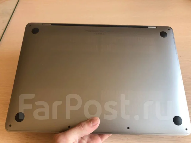 Apple MacBook Pro 13 2019 Mid MV992. 13", 1,5����, ��� 8 ��, ���� 256���, WiFi: 1, Bluetooth: 1, ����������� �� 8��. ����