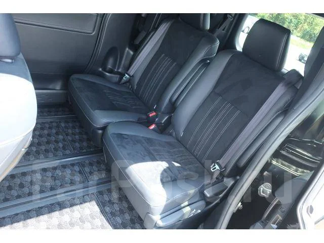 Toyota Esquire. ��������, ��������, 1.8, ������, 12 000����. ��, �/�. ��� ����� �� ������������ ����