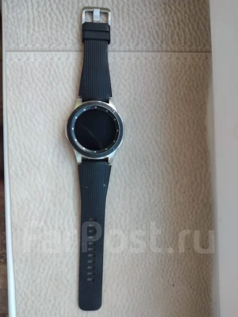 Samsung Galaxy Watch. GPS, NFC, IP67, IP68 ����