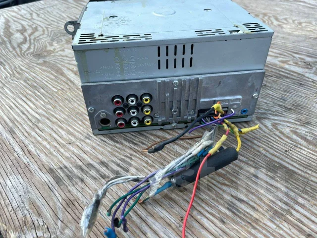 Sony XAV-65 ����