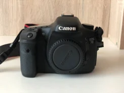 Canon EOS 7D Body ����