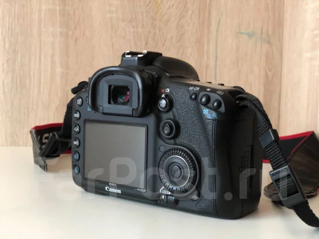 Canon EOS 7D Body ����