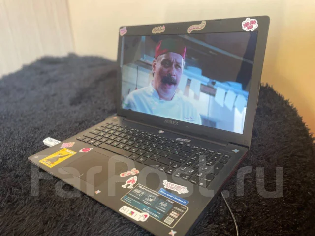 Asus X553M. ��� 4 ��, ���� 500���, WiFi: 1, Bluetooth: 1 ����