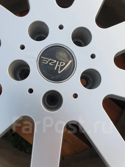 Alze. 7.5x18", 5x114.3, ET38, �� 73,1���. ����