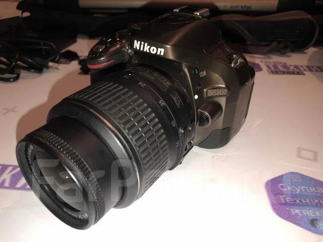 Nikon D5200 ����