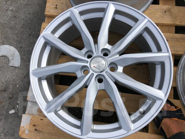 Koya Spider. 7.0x17", 5x100, ET48 ����