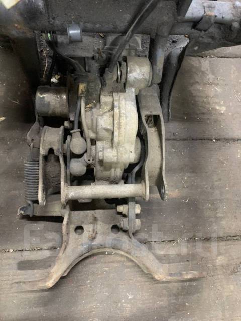 Подножка хонда такт 30 центральная. Хонда такт подножка. Боковая подножка на дио 34. Хонда такт подножка. Хонда такт 51 боковая подножка.