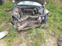 Nissan Altima ����
