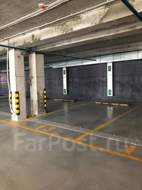 машина вылетела с парковки. парковка этажи. невзоровых 64/2 паркинг. 2 парковка этаж. марка 2 в паркинге.