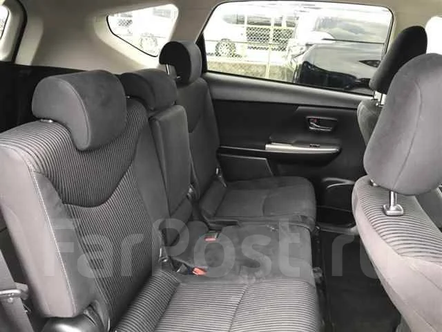 Toyota Prius a. ��������, ��������, 1.8 (99��.�.), ������, 49 000����. ��, �/�. ��� ����� �� ������� ����