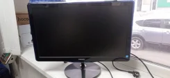 Philips. 24" ����