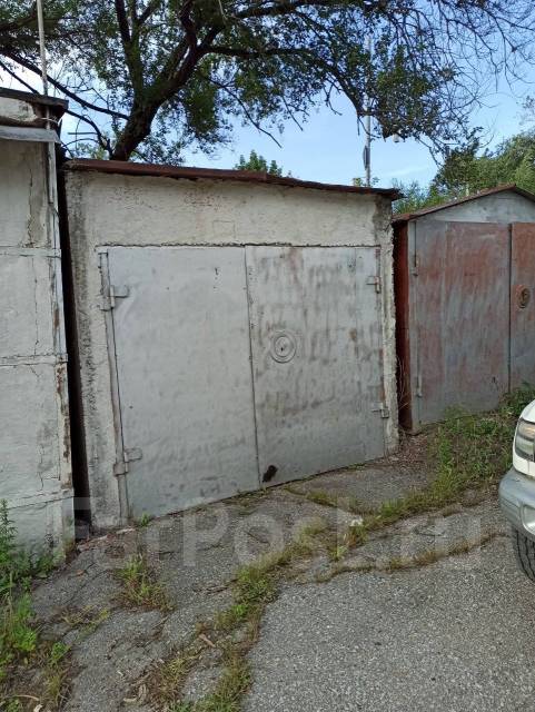 Гск 595 хабаровск. Хабаровск гск 418. Железобетонный гараж блок комната. Кооперативный гараж. Гараж на красной речке хабаровск.