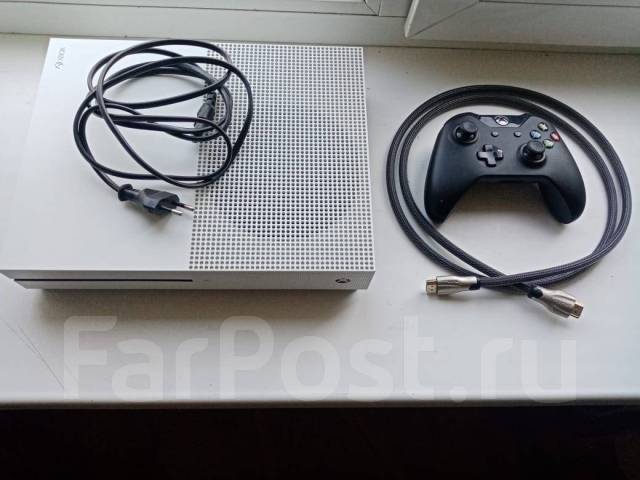 Xbox One Slim 500gb, геймпад и подписка 1 месяц -код, б/у, в наличии ...