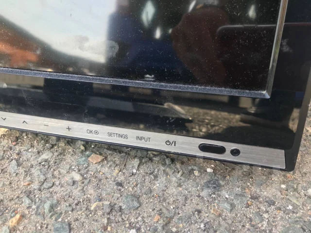 LG 37LS560T ����