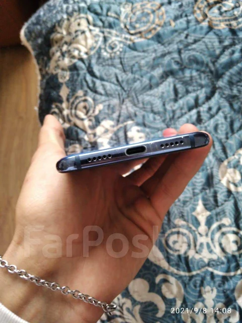 Xiaomi Mi8. �/�, �����, 4G LTE, Dual-SIM, NFC ����