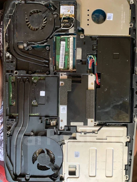 Dell Alienware 17. 17", 3,7����, ��� 12 ��, ���� 120���, WiFi: 1, Bluetooth: 1, ����������� �� 4��. ����