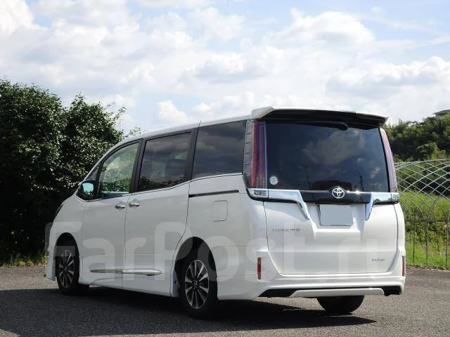 Toyota Esquire. ��������, 4wd, 2.0 (152��.�.), ������, 56 000����. ��, �/�. ��� ����� �� ������������ ����