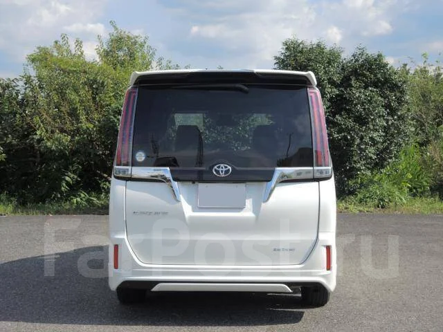 Toyota Esquire. ��������, 4wd, 2.0 (152��.�.), ������, 56 000����. ��, �/�. ��� ����� �� ������������ ����