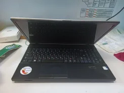 Samsung 300V5A ����