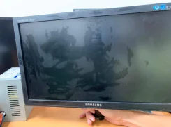 LG. 19" ����