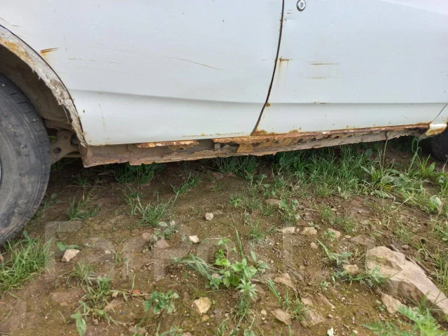 Mazda Familia. ��������, 4wd, ������ ����