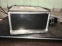 Clarion NX208 ����