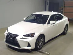 Lexus IS250 ����