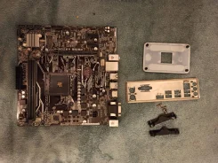 AMD A320M ����