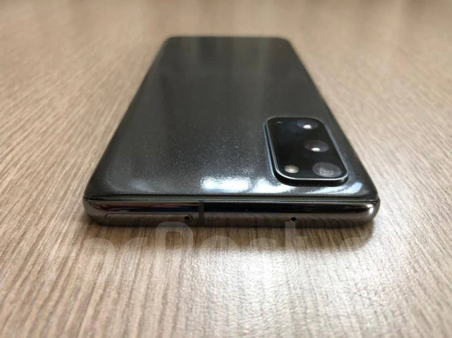 Samsung Galaxy S20. �/�, �����, 3G, 4G LTE, 5G, Dual-SIM, ����������, NFC ����