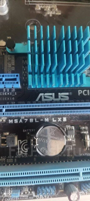 Socket AM3+ ����