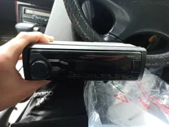 Pioneer MVH-180UB ����
