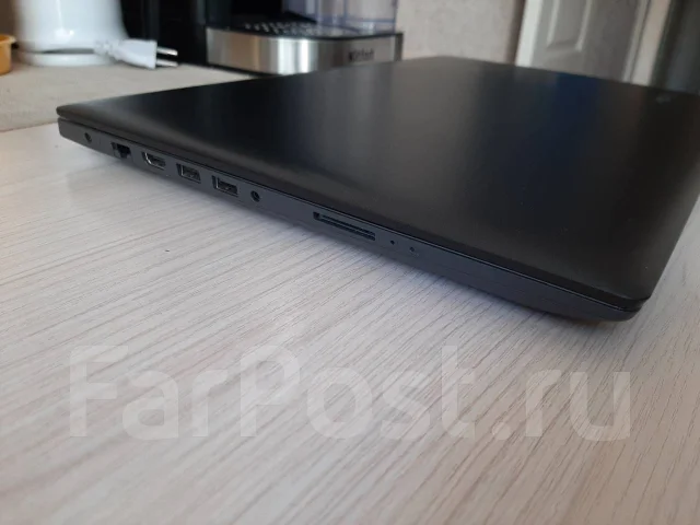 Lenovo IdeaPad 330-15AST. 15.6", 2,6����, ��� 16 ��, ���� 500���, WiFi: 1, Bluetooth: 1, ����������� �� 6��. ����
