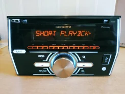 Pioneer Carrozzeria FH-580 ����