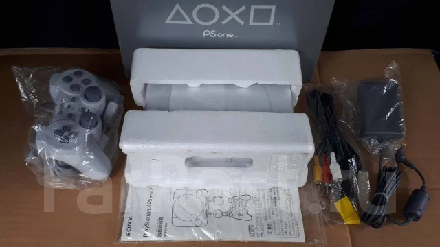 Sony PlayStation One ����