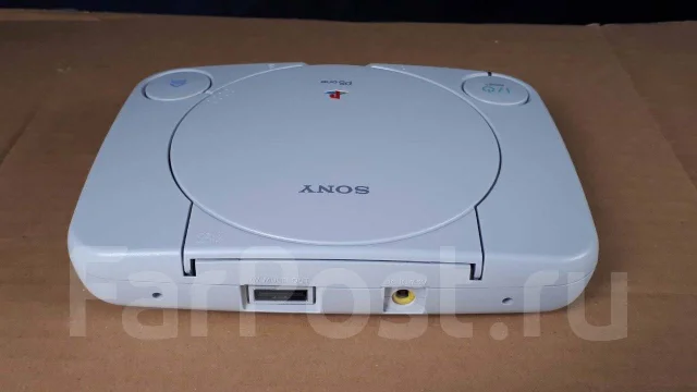 Sony PlayStation One ����
