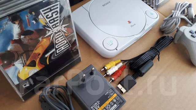 Sony PlayStation One ����