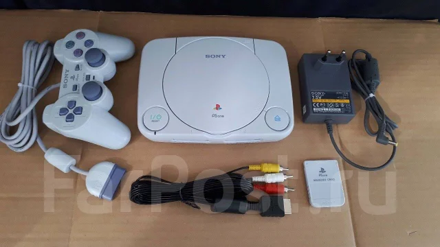 Sony PlayStation One ����