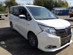 Toyota Esquire. ZWR80, 2ZRFXE ����