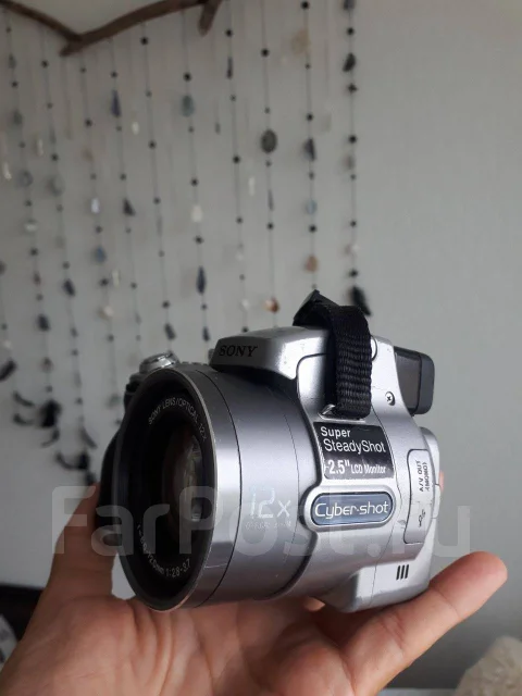 Sony Cyber-shot. 5 - 5.9 ��, ���: 12� ����