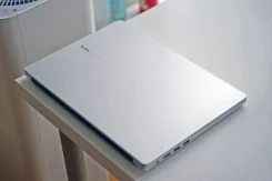 Xiaomi RedmiBook 14. 14", 3,9����, ��� 8 ��, ���� 256���, WiFi: 1, Bluetooth: 1, ����������� �� 6��. ����