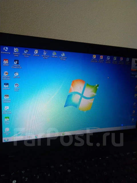 Asus X54H. 15.6", 2,3����, ��� 4 ��, ���� 500���, WiFi: 1, ����������� �� 2��. ����