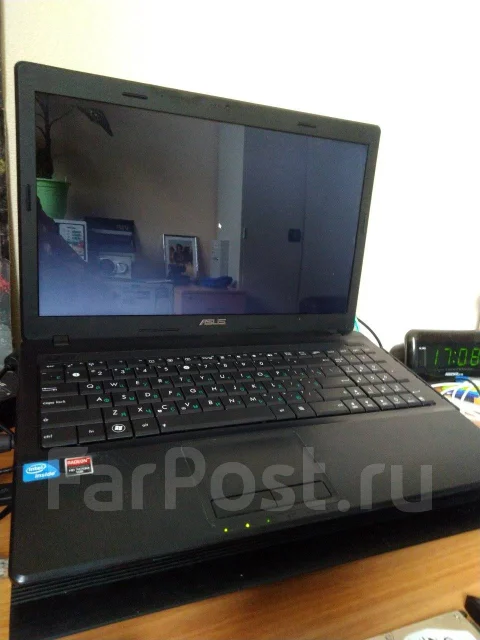 Asus X54H. 15.6", 2,3����, ��� 4 ��, ���� 500���, WiFi: 1, ����������� �� 2��. ����