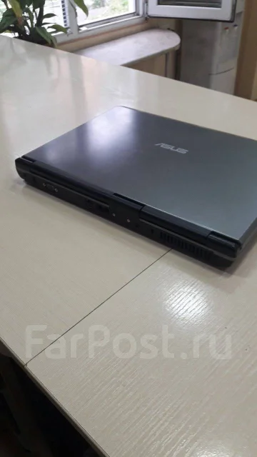 Asus X51R. 15.4", WiFi: 1 ����