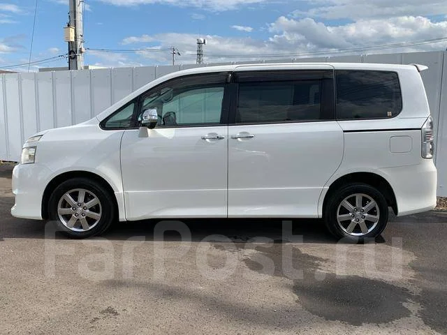 Toyota Voxy. ��������, 4wd, 2.0, ������, 45 000����. ��, ��� ���. ��� ����� �� ������������ ����