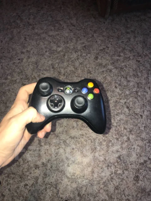 Microsoft Xbox 360 E ����