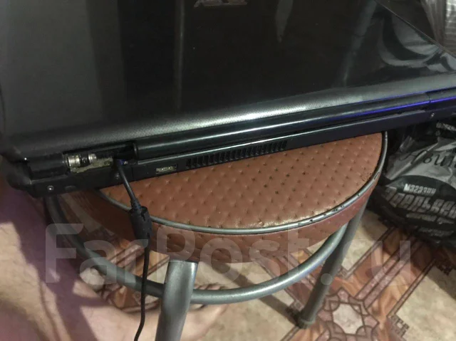 Asus K70IJ. ��� 2048 ��, ���� 250���, WiFi: 1, Bluetooth: 1 ����