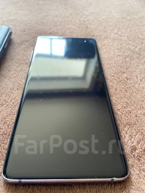 Samsung Galaxy S10+. ����� ����