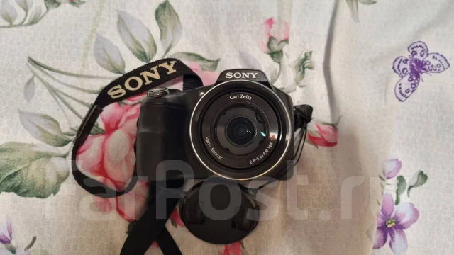 Sony Cyber-shot DSC-HX200 ����